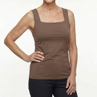 Veniiva toppi sisäänrakennetulla rintaliivillä
